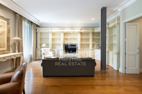 3 bedrooms apartment for sale in Barcelona, Catalonia, Spain № 6071 - photo 4