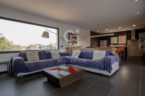 5 bedrooms villa for sale in Begur, Girona, Catalonia, Spain № 6067 - photo 5
