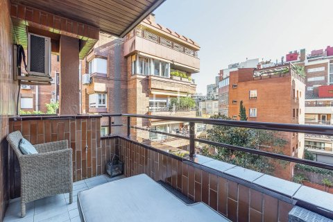 Купить квартиру в Барселона, Испания с 6 спален, 320м², № 3846 - фото 16