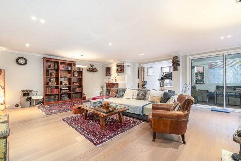 6 bedrooms apartment for sale in Barcelona, Catalonia, Spain № 3846