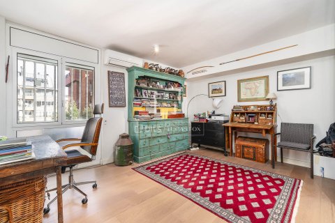 Купить квартиру в Барселона, Испания с 6 спален, 320м², № 3846 - фото 19