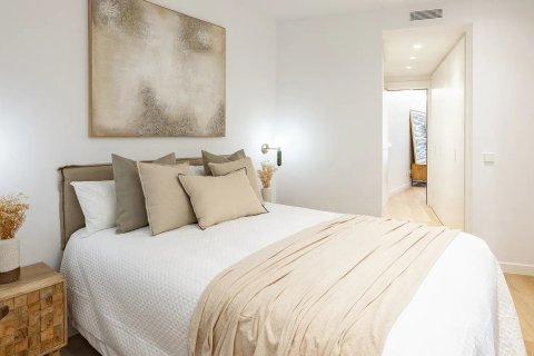 3 bedrooms apartment for sale in Barcelona, Catalonia, Spain № 1067 - photo 9