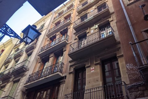 2 bedrooms apartment for sale in Barcelona, Catalonia, Spain № 1068 - photo 13