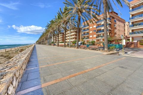 Apartamento de 3 dormitorios en venta en Calafell, Tarragona, Cataluña, Spain № 7298 - foto 3