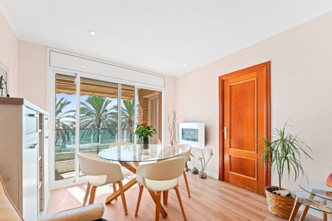 Apartamento de 3 dormitorios en venta en Calafell, Tarragona, Cataluña, Spain № 7298 - foto 18