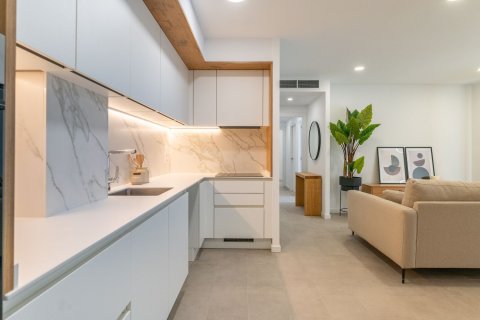 Купить квартиру в Каталония, Испания с 4 комнаты, 97м², № 7295 - фото 15