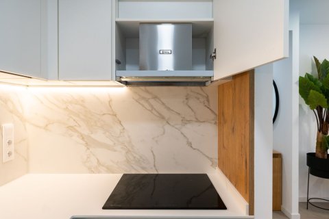 Купить квартиру в Каталония, Испания с 4 комнаты, 97м², № 7295 - фото 11