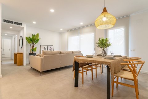 Купить квартиру в Каталония, Испания с 4 комнаты, 97м², № 7295 - фото 24