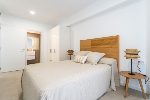 Купить квартиру в Каталония, Испания с 4 комнаты, 97м², № 7295 - фото 8