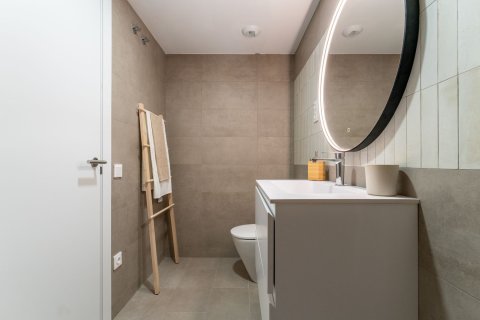 Купить квартиру в Каталония, Испания с 4 комнаты, 97м², № 7295 - фото 2
