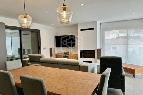 4 bedrooms villa for sale in Lloret de Mar, Girona, Catalonia, Spain № 1001 - photo 23