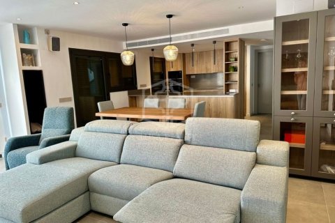 4 bedrooms villa for sale in Lloret de Mar, Girona, Catalonia, Spain № 1001 - photo 26