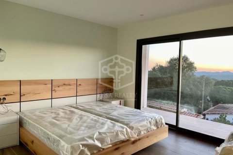 4 bedrooms villa for sale in Lloret de Mar, Girona, Catalonia, Spain № 1001 - photo 17