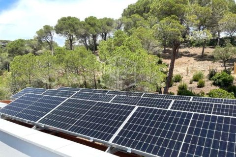 4 bedrooms villa for sale in Lloret de Mar, Girona, Catalonia, Spain № 1001 - photo 5