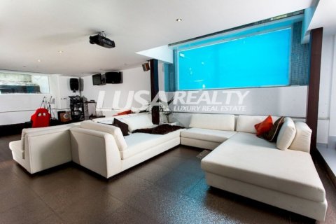 Купить виллу в Кастельдефельс, Испания с 7 спален, 1000м², № 999 - фото 3