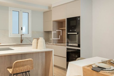3 bedrooms apartment for sale in Barcelona, Catalonia, Spain № 4048 - photo 10