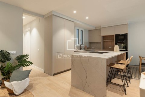 3 bedrooms apartment for sale in Barcelona, Catalonia, Spain № 4048 - photo 15
