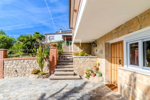 Villa de 5 dormitorios en venta en Sitges, Barcelona, Cataluña, Spain № 6269 - foto 19