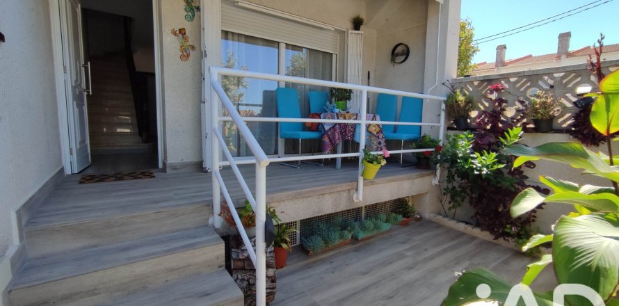5 bedrooms townhouse for sale in Cubelles, Barcelona, Catalonia, Spain № 8931