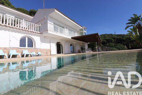 6 bedrooms house for sale in Cabrils, Barcelona, Catalonia, Spain № 4733