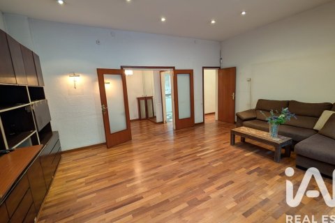 4 bedrooms apartment for sale in Barcelona, Catalonia, Spain № 4730