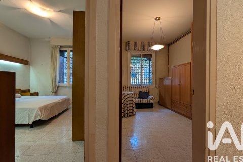 4 bedrooms apartment for sale in Barcelona, Catalonia, Spain № 4730 - photo 11