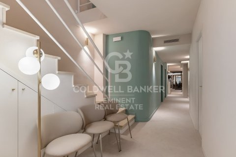 292 sq.m. commercial property for sale in Barcelona, Catalonia, Spain № 5450 - photo 6