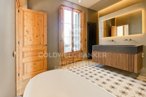Купить квартиру в Барселона, Испания с 3 спальни, 209м², № 5728 - фото 12
