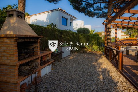 3 bedrooms house for sale in Lloret de Mar, Girona, Catalonia, Spain № 6729 - photo 2