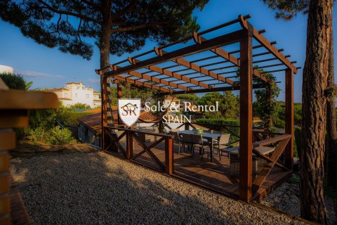 3 bedrooms house for sale in Lloret de Mar, Girona, Catalonia, Spain № 6729 - photo 21