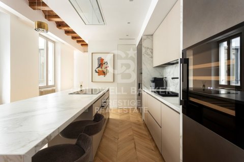 3 chambres apartment à vendre à Barcelona, Catalonia, Spain № 5576 - photo 8