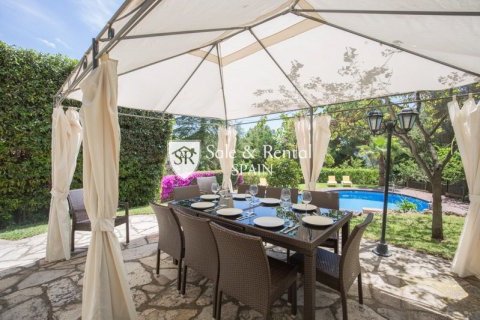 4 bedrooms house for sale in Lloret de Mar, Girona, Catalonia, Spain № 6733 - photo 8