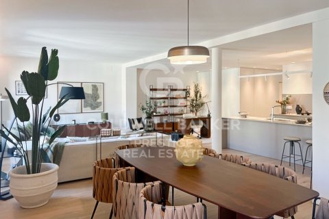 Ático de 3 dormitorios en venta en Barcelona, Cataluña, Spain № 5983 - foto 3
