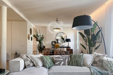 Ático de 3 dormitorios en venta en Barcelona, Cataluña, Spain № 5983 - foto 4
