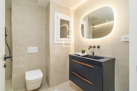 3 bedrooms apartment for sale in Barcelona, Catalonia, Spain № 8726 - photo 30
