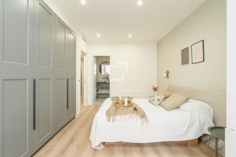 3 bedrooms apartment for sale in Barcelona, Catalonia, Spain № 8726 - photo 18