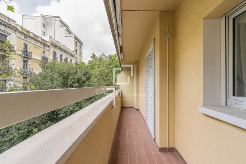 3 bedrooms apartment for sale in Barcelona, Catalonia, Spain № 8726 - photo 20