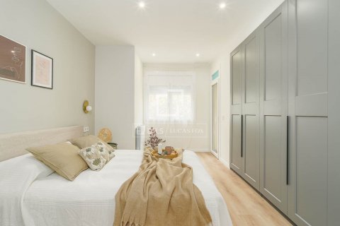 3 bedrooms apartment for sale in Barcelona, Catalonia, Spain № 8726 - photo 16