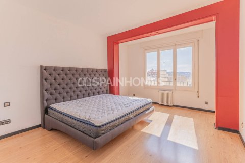 Купить квартиру в Барселона, Испания с 6 комнат, 223м², № 7651 - фото 18