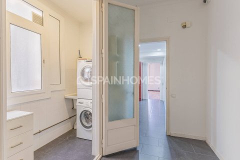 Купить квартиру в Барселона, Испания с 6 комнат, 223м², № 7651 - фото 14