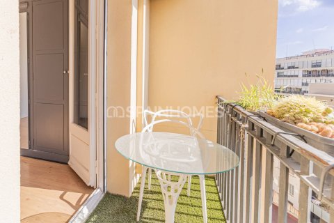 Купить квартиру в Барселона, Испания с 6 комнат, 223м², № 7651 - фото 2