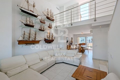 438 m² commercial property à vendre à Empuriabrava, Girona, Catalonia, Spain № 5870 - photo 6