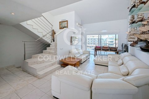 438 m² commercial property à vendre à Empuriabrava, Girona, Catalonia, Spain № 5870 - photo 4