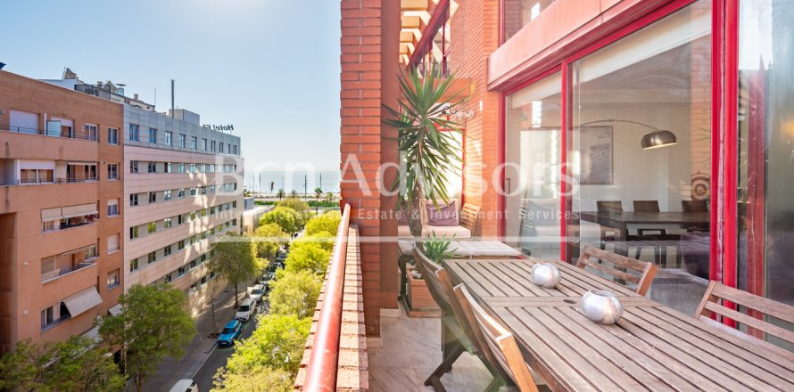 4 chambres apartment à vendre à Barcelona, Catalonia, Spain № 2866