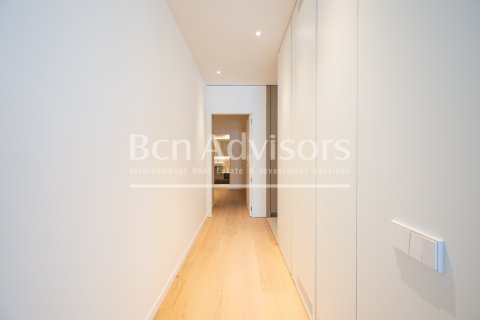 2 bedrooms apartment for sale in Barcelona, Catalonia, Spain № 2865 - photo 13