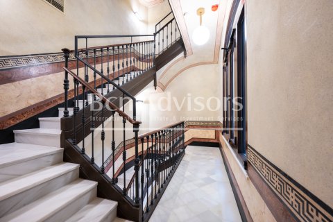 2 bedrooms apartment for sale in Barcelona, Catalonia, Spain № 2865 - photo 24