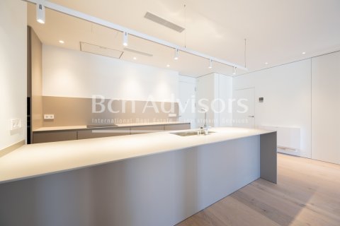 2 bedrooms apartment for sale in Barcelona, Catalonia, Spain № 2865 - photo 7