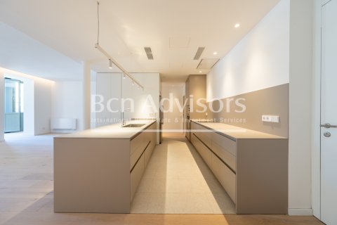 2 bedrooms apartment for sale in Barcelona, Catalonia, Spain № 2865 - photo 10