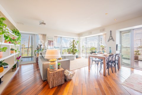 2 bedrooms apartment for sale in Barcelona, Catalonia, Spain № 2869 - photo 4