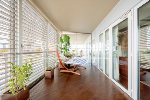 2 bedrooms apartment for sale in Barcelona, Catalonia, Spain № 2869 - photo 12